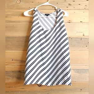 Ann Taylor B&W Striped Tank Size M
